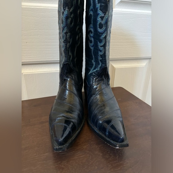 Je-Ver Cowboy Boots Men's 9.5 Leather Embroidered Western Pointed Navy Boots - Picture 2 of 16